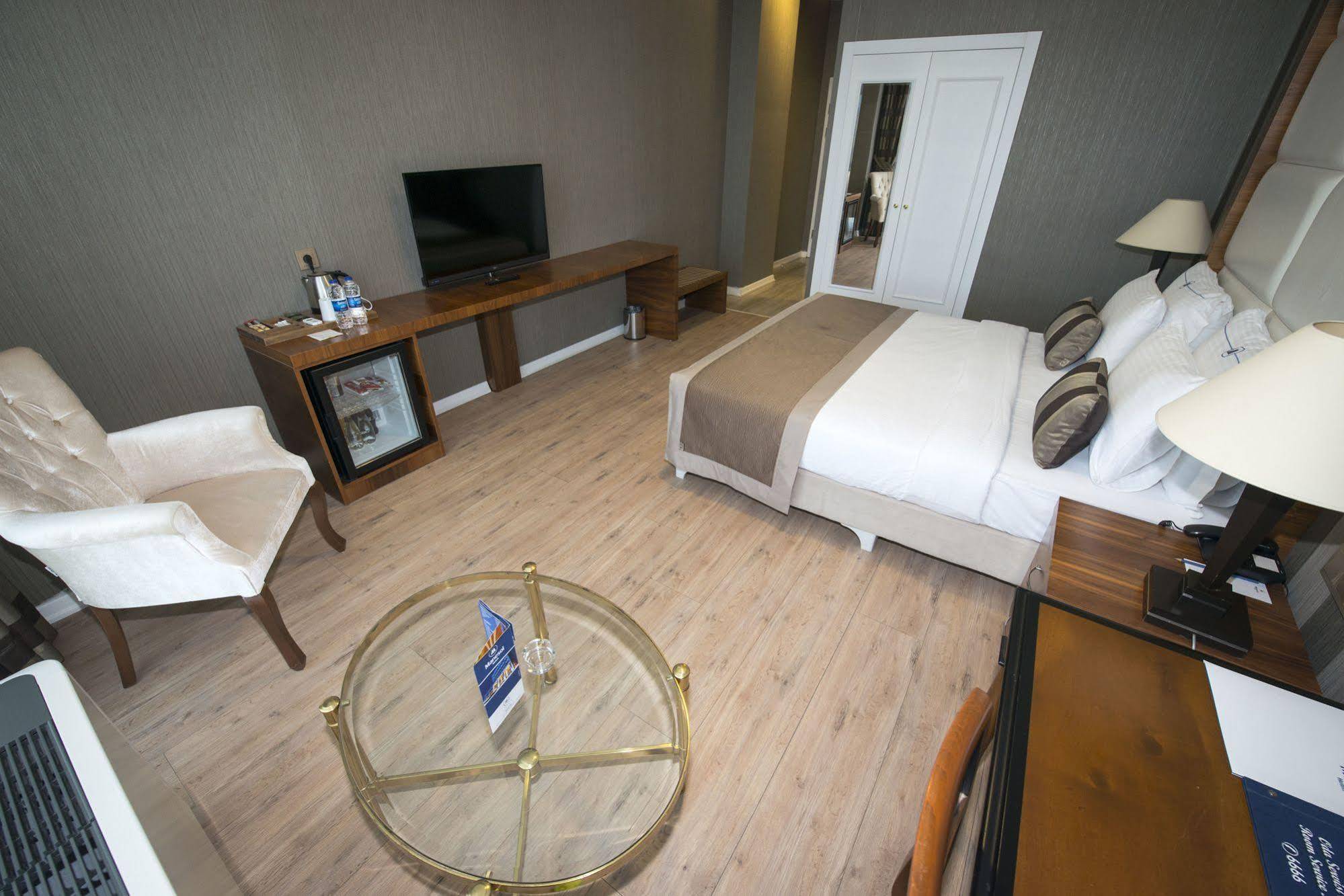 Manesol Fuar Otel İstanbul Dış mekan fotoğraf